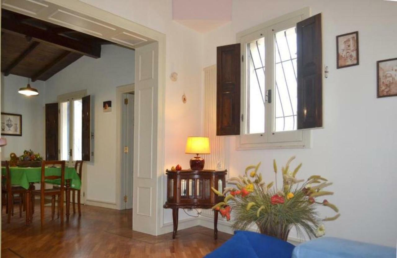 Casa Vacanze Ayroldi Lecce Exterior photo